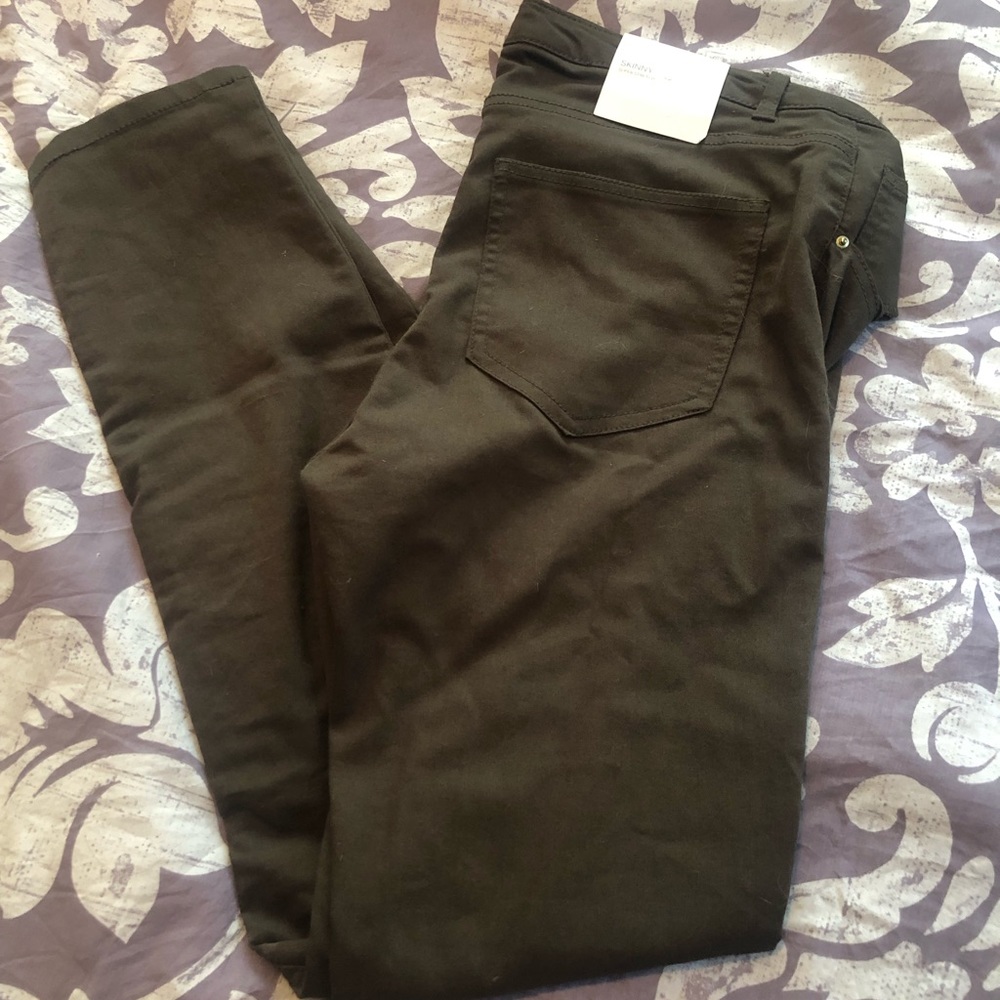 H&M Super Stretch Olive Skinny Jeans